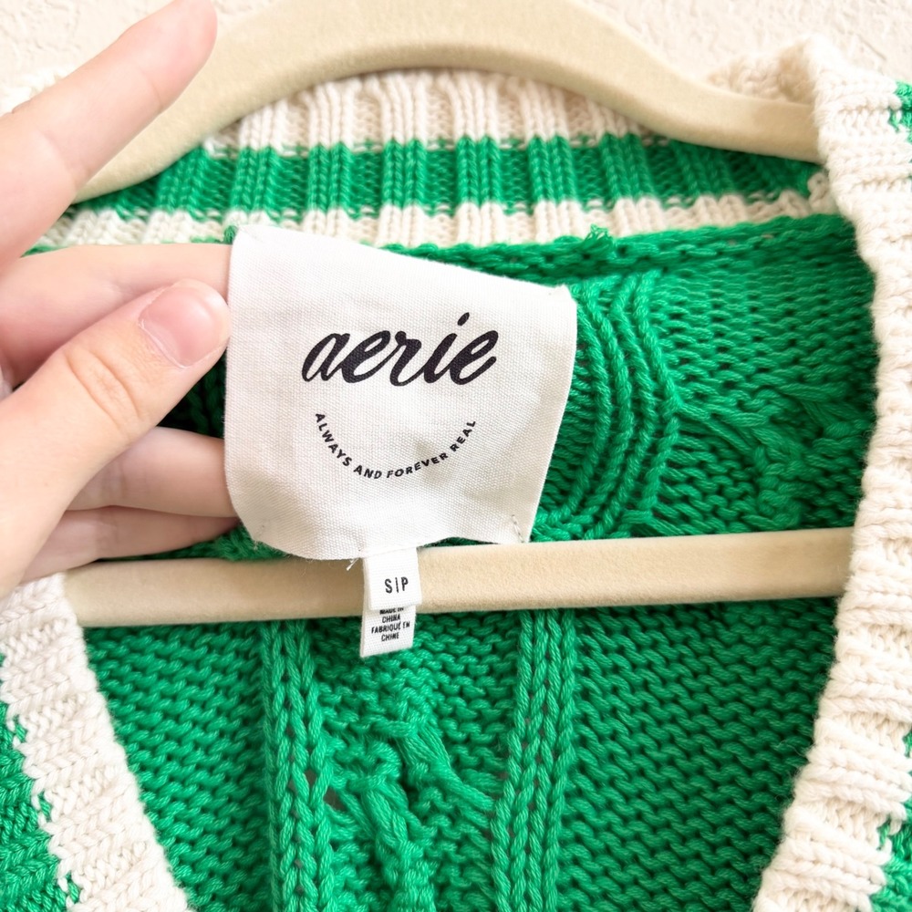Aerie Kelly Green Cable Knit Varsity V-Neck Sweater Sz S Cotton Tennis Prep - Picture 3 of 11